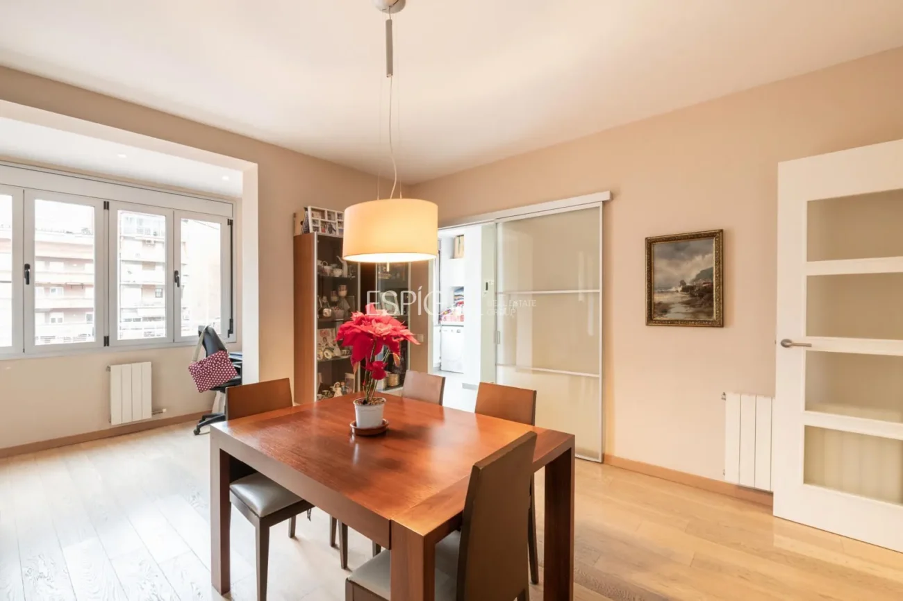 Appartement à vendre dans l&rsquo;Antiga Esquerra de l&rsquo;Eixample – Élégance classique et confort moderne