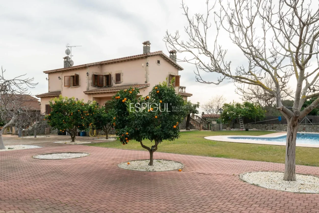 Spektakuläre Luxusvilla mit Meerblick in Can Quirze, Mataró