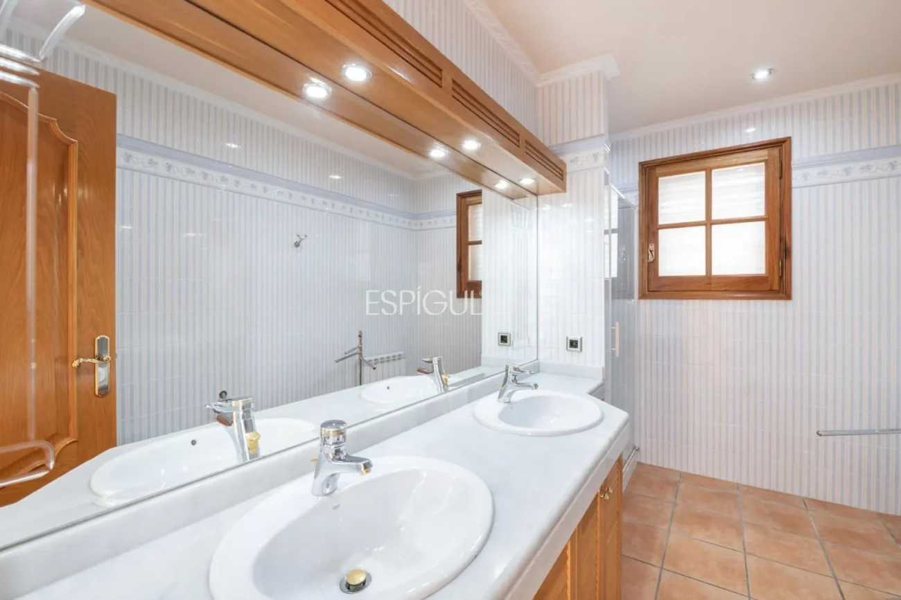 Spektakuläre Luxusvilla mit Meerblick in Can Quirze, Mataró
