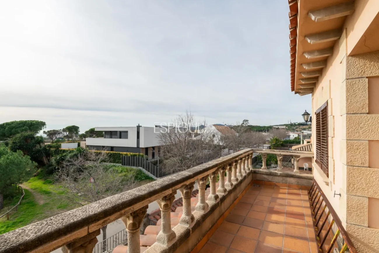 Spektakuläre Luxusvilla mit Meerblick in Can Quirze, Mataró