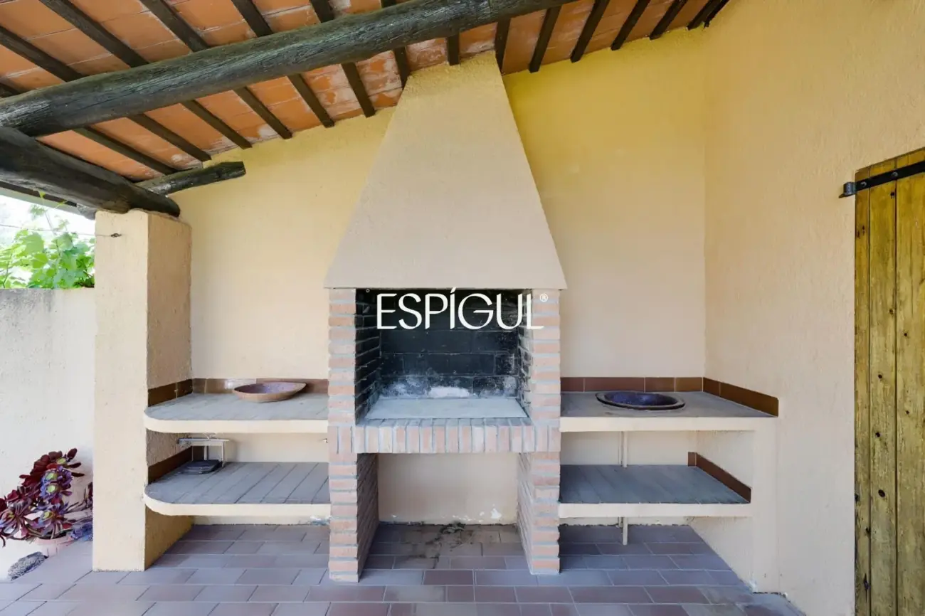 Amplia villa con piscina privada en Mas Pallí, Calonge
