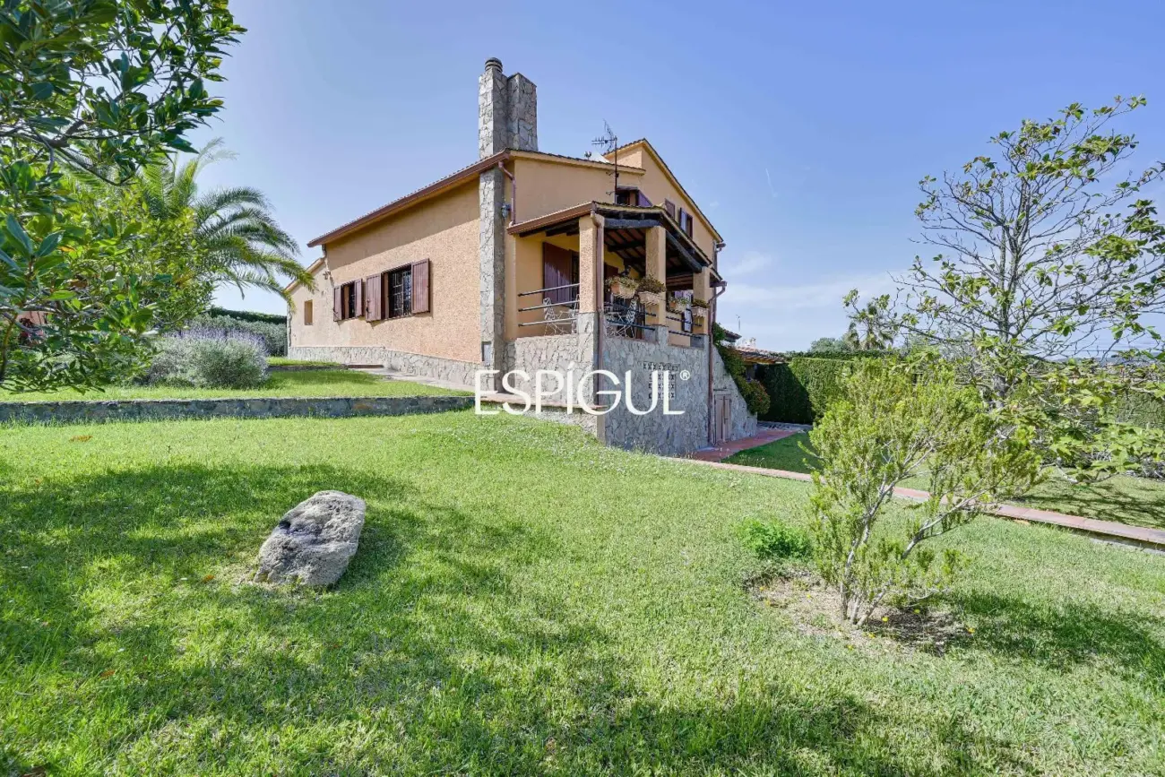 Amplia villa con piscina privada en Mas Pallí, Calonge