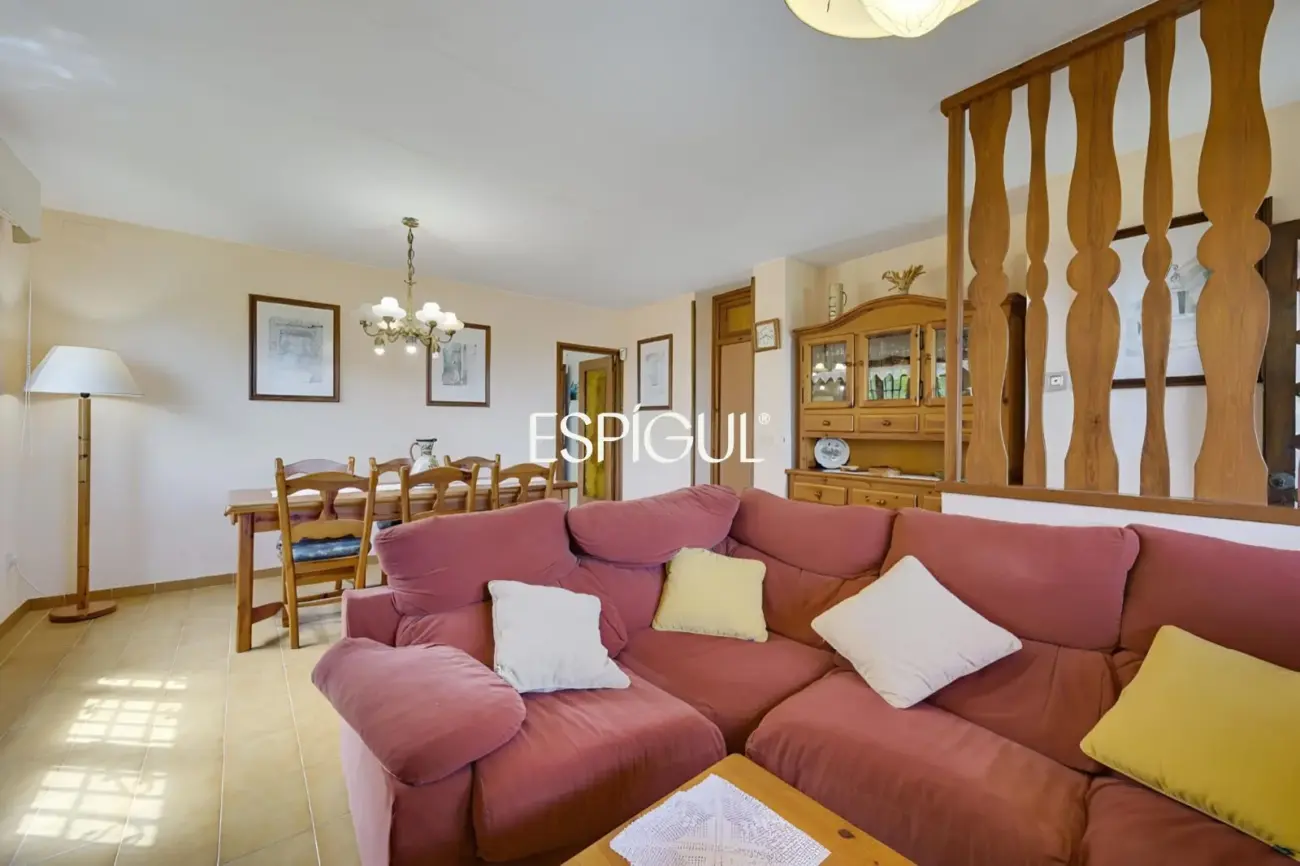 Amplia villa con piscina privada en Mas Pallí, Calonge