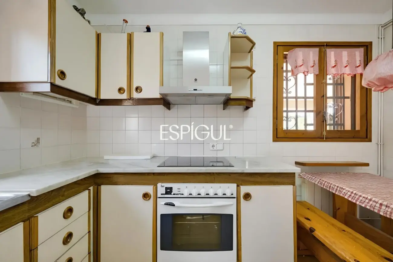 Amplia villa con piscina privada en Mas Pallí, Calonge