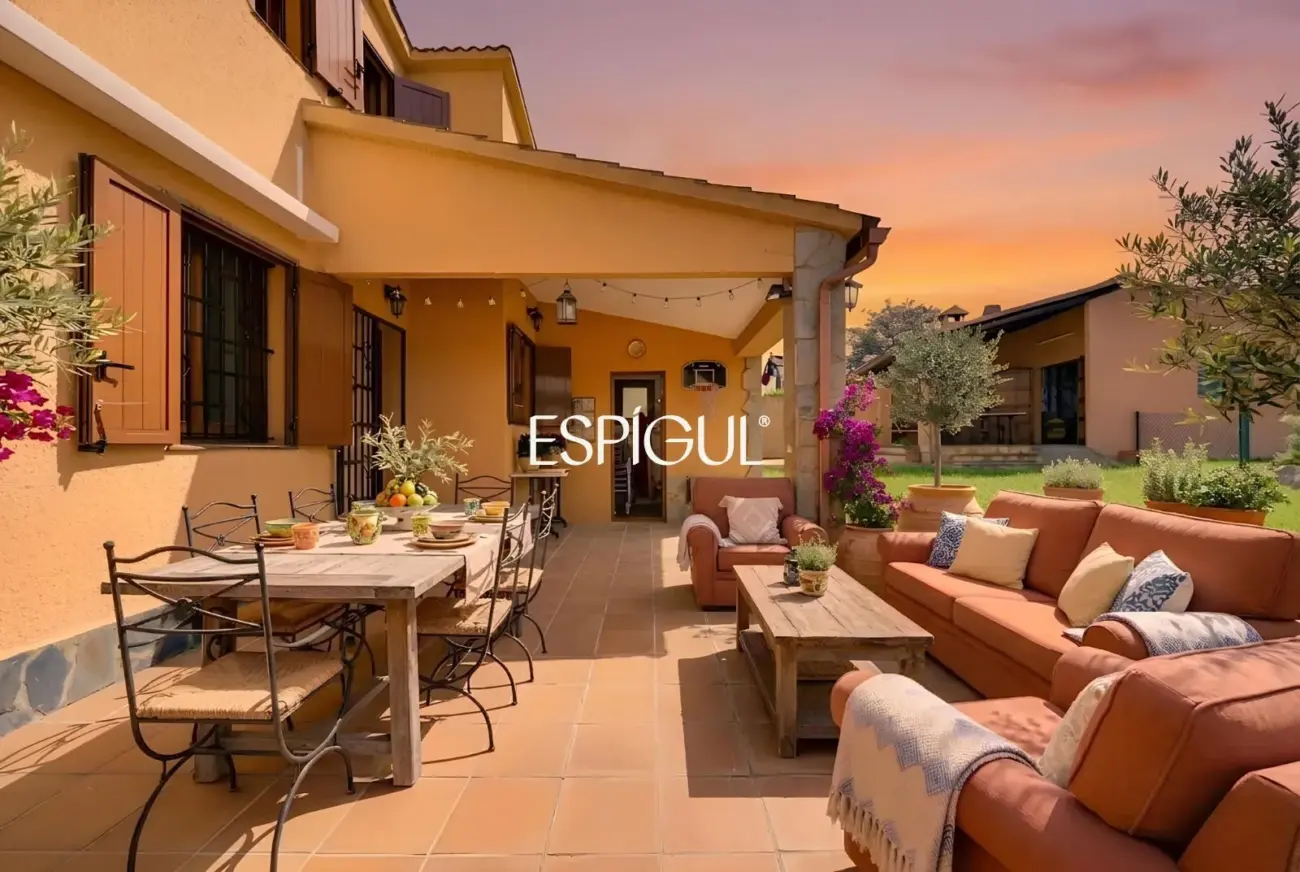 Amplia villa con piscina privada en Mas Pallí, Calonge