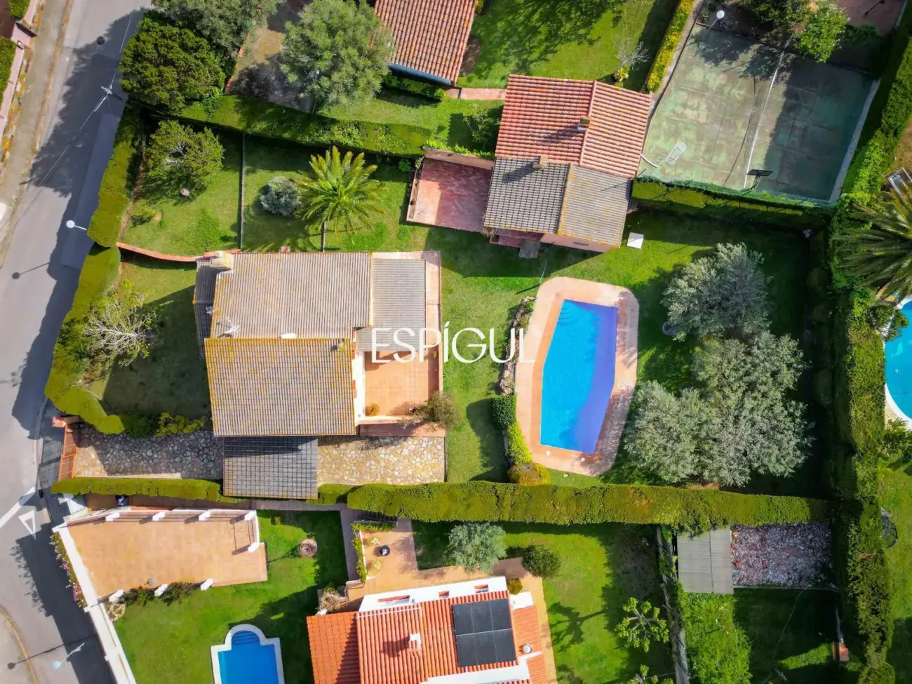Amplia villa con piscina privada en Mas Pallí, Calonge