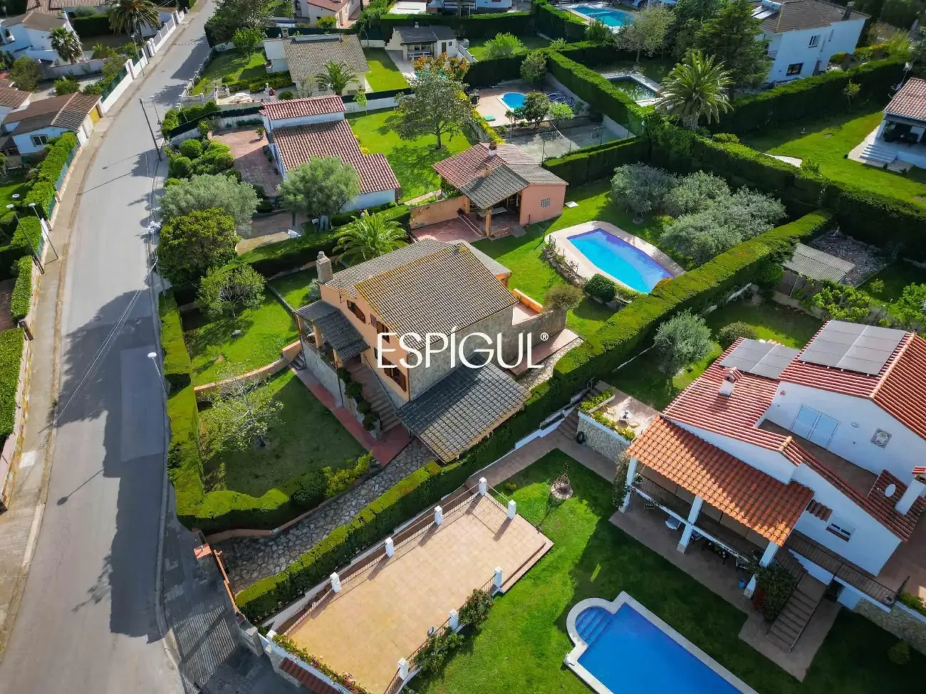 Amplia villa con piscina privada en Mas Pallí, Calonge