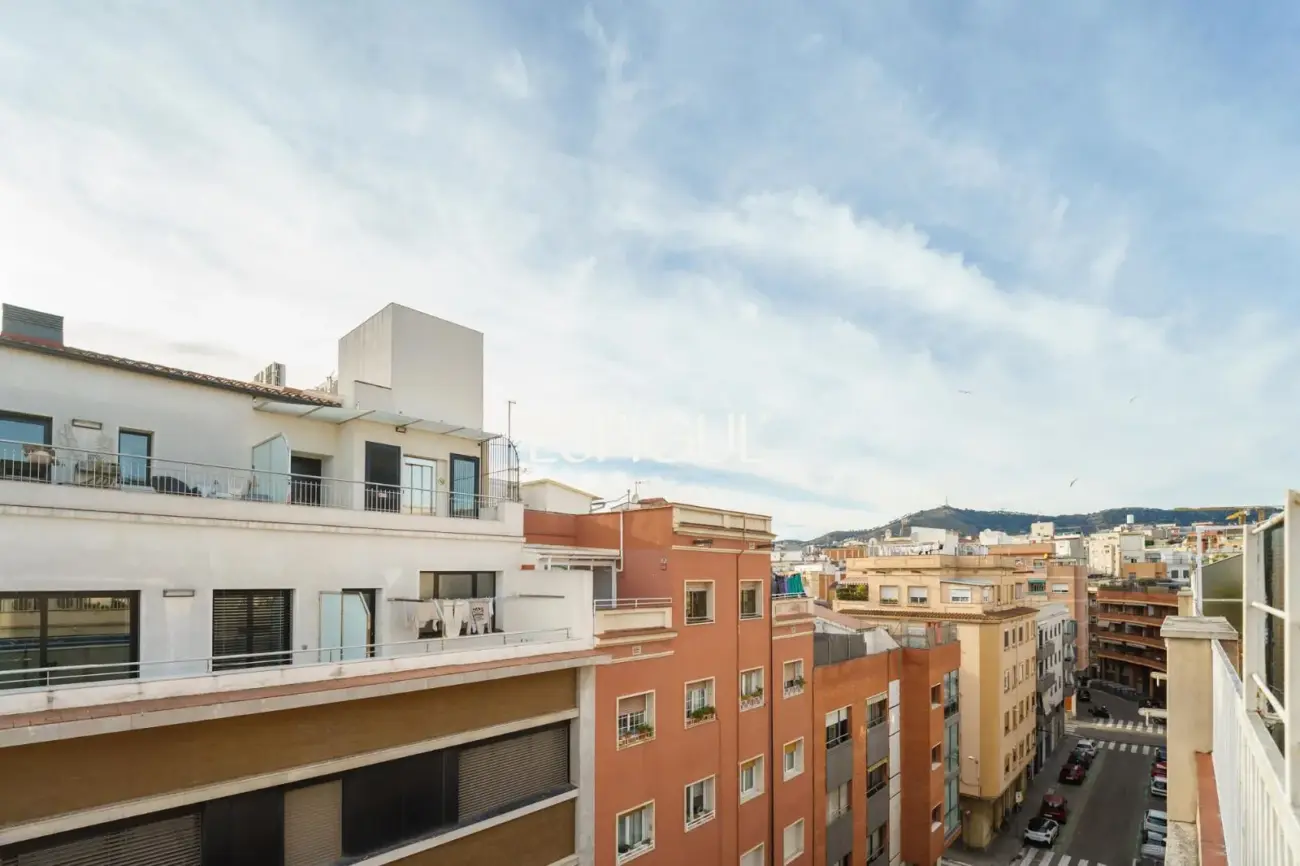 Ático dúplex en Sants