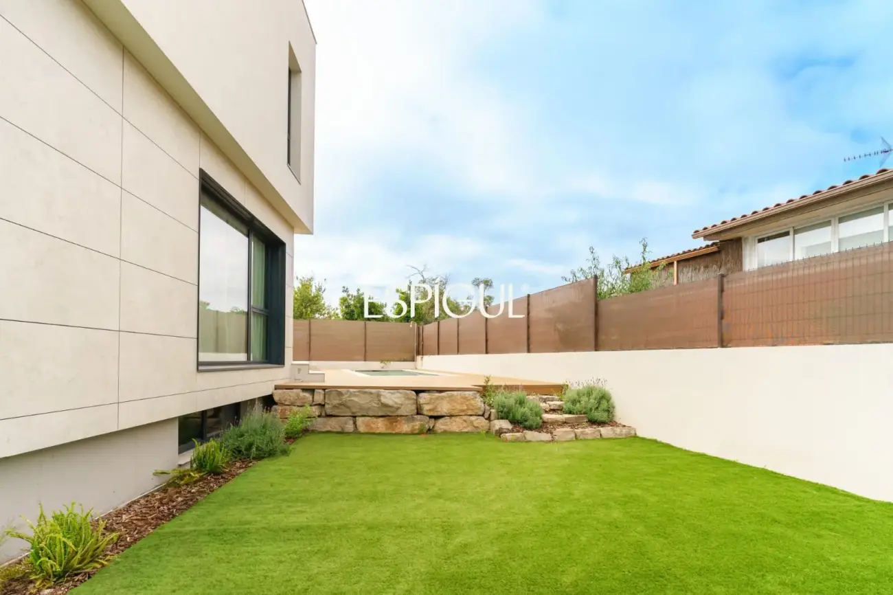 Casa en venta recién construida en Sant Cugat del Vallés