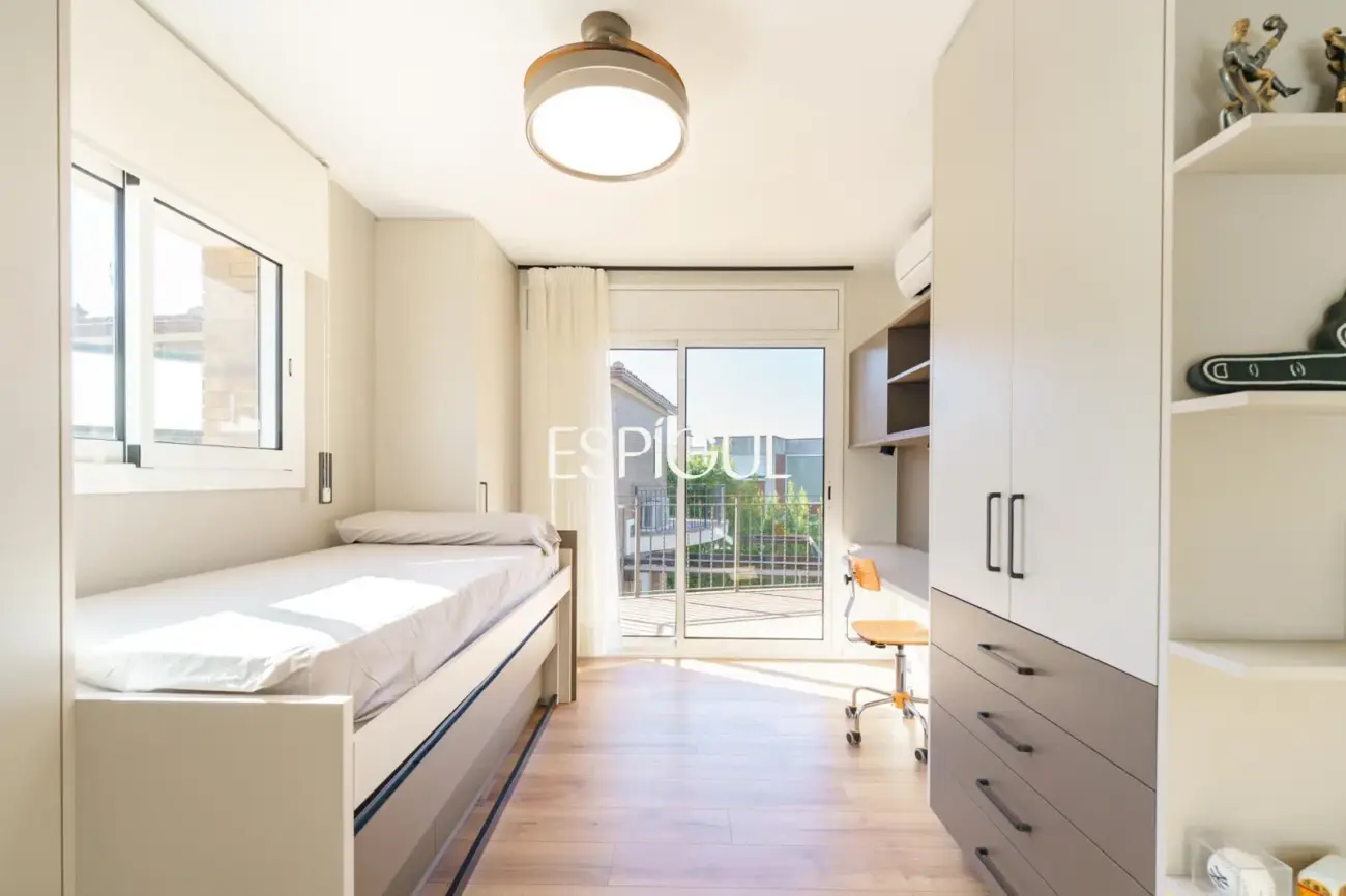 Casa totalmente refromada con piscina en Canet de mar