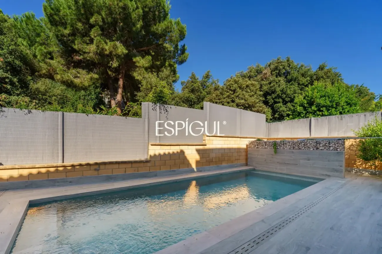 Casa totalmente refromada con piscina en Canet de mar