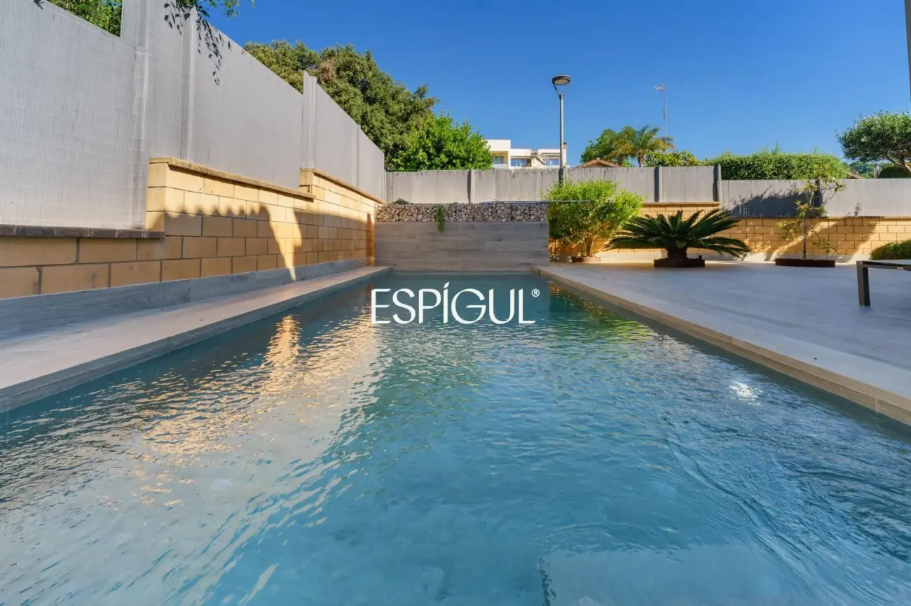 Casa totalmente refromada con piscina en Canet de mar