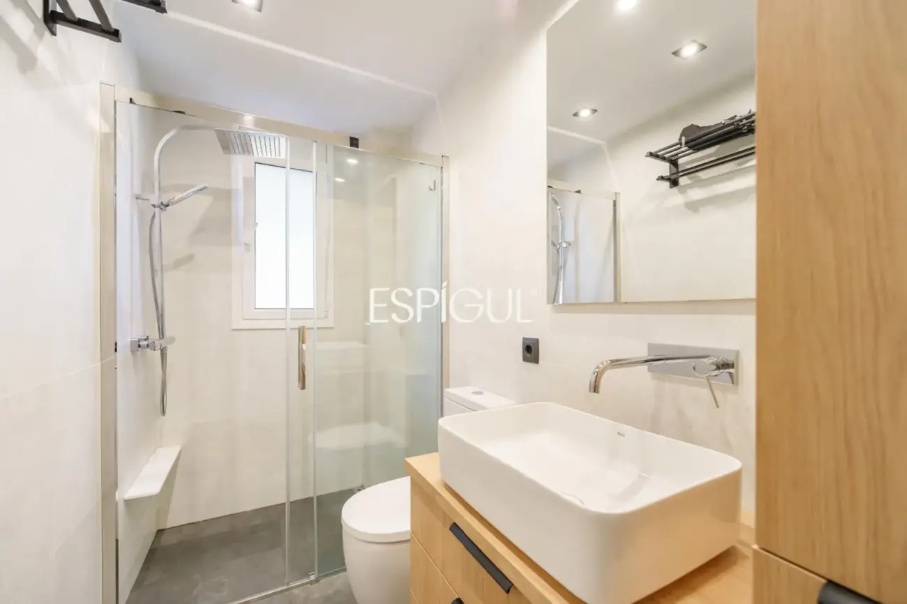 Casa totalmente refromada con piscina en Canet de mar
