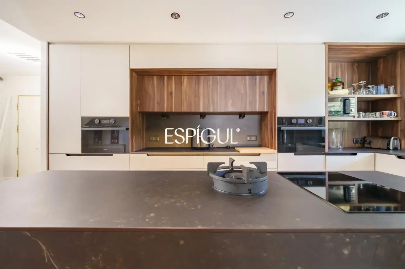 Casa totalmente refromada con piscina en Canet de mar