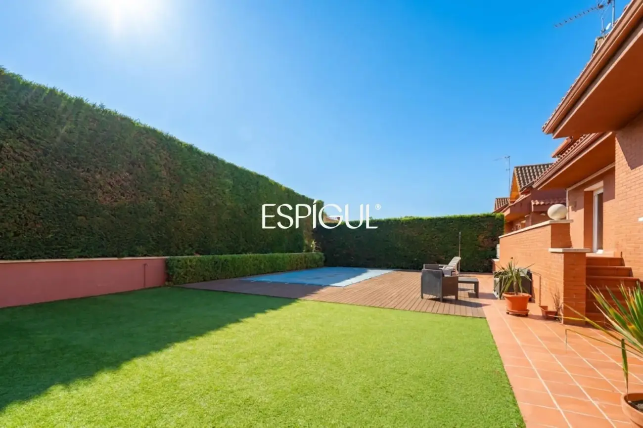 Chalet en venta en Mirasol