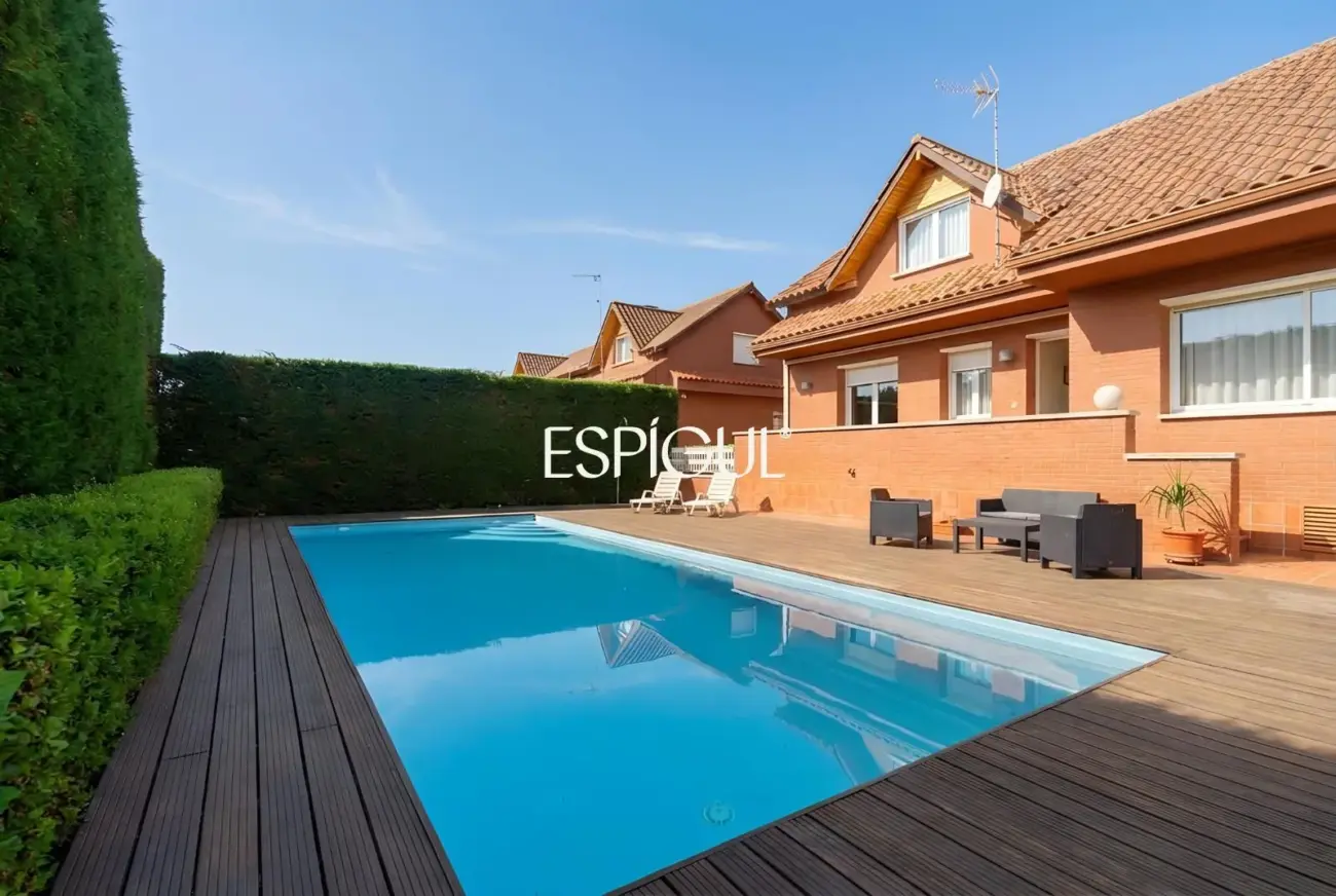 Chalet en venta en Mirasol