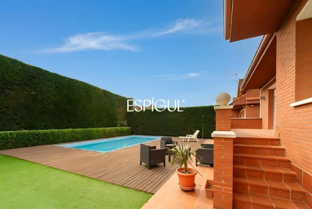 Chalet en venta en Mirasol