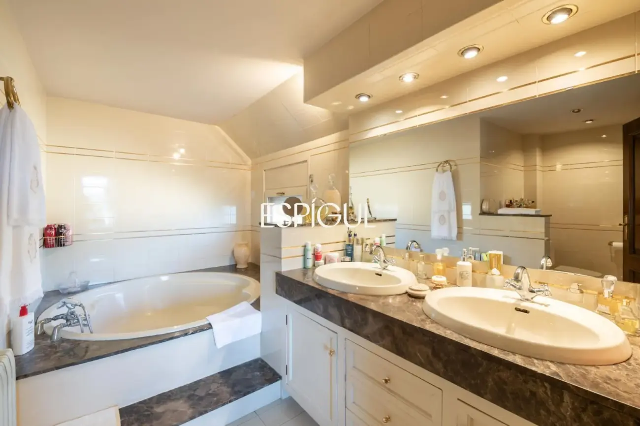 Chalet en venta en zona Arxiu de Sant Cugat del Vallès