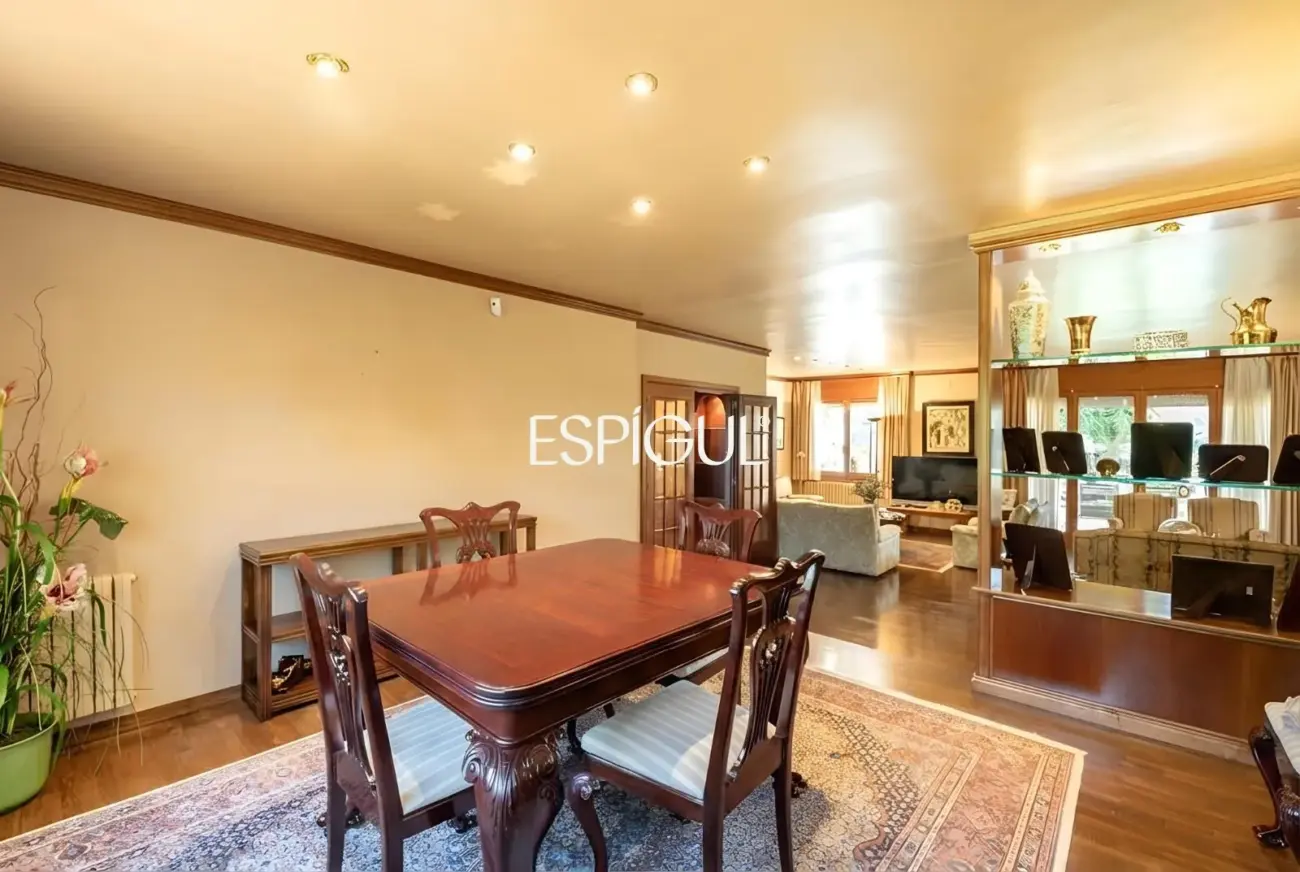 Chalet en venta en zona Arxiu de Sant Cugat del Vallès