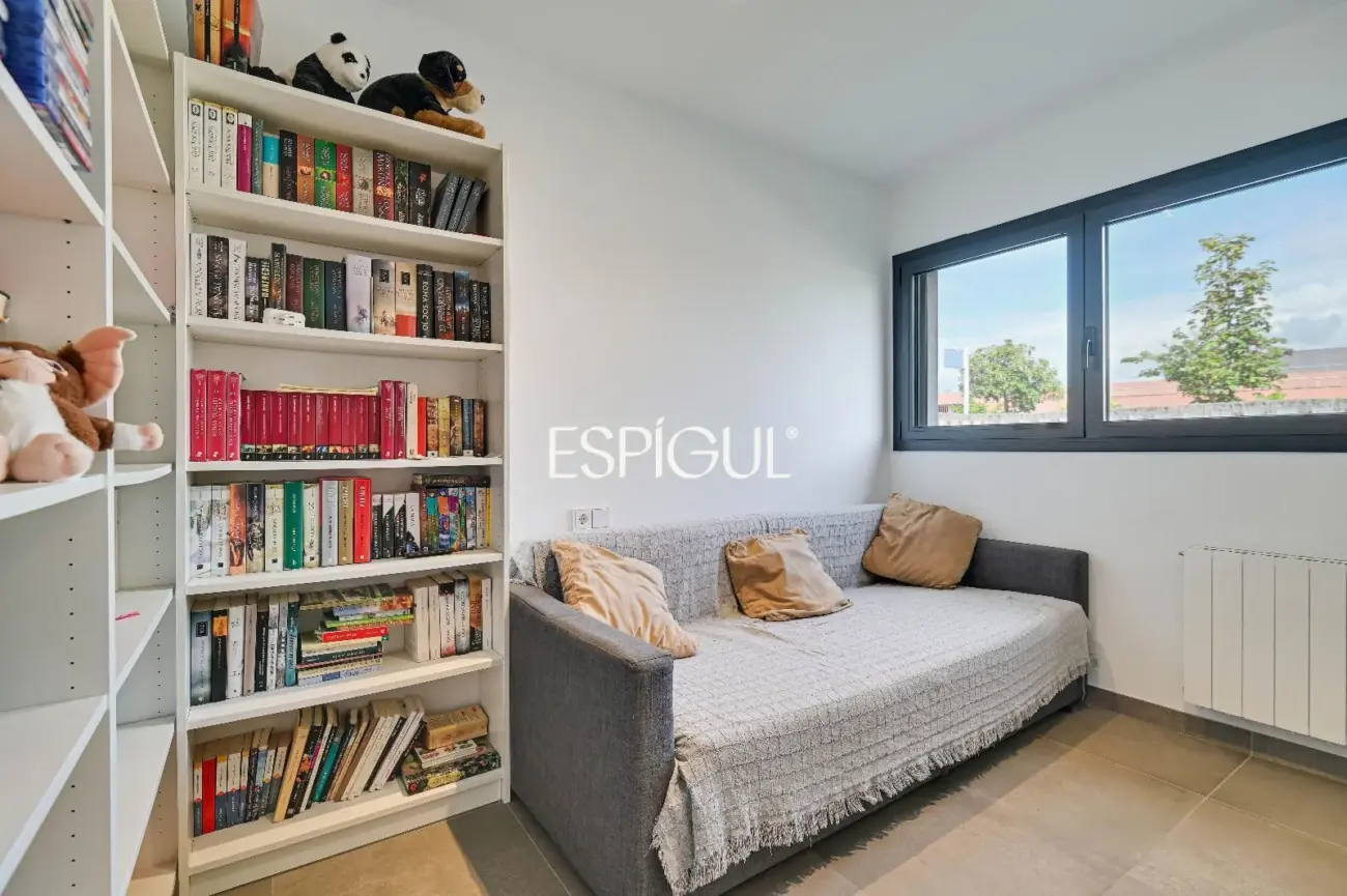 Exclusiva casa en Vilablareix de 4 habitaciones