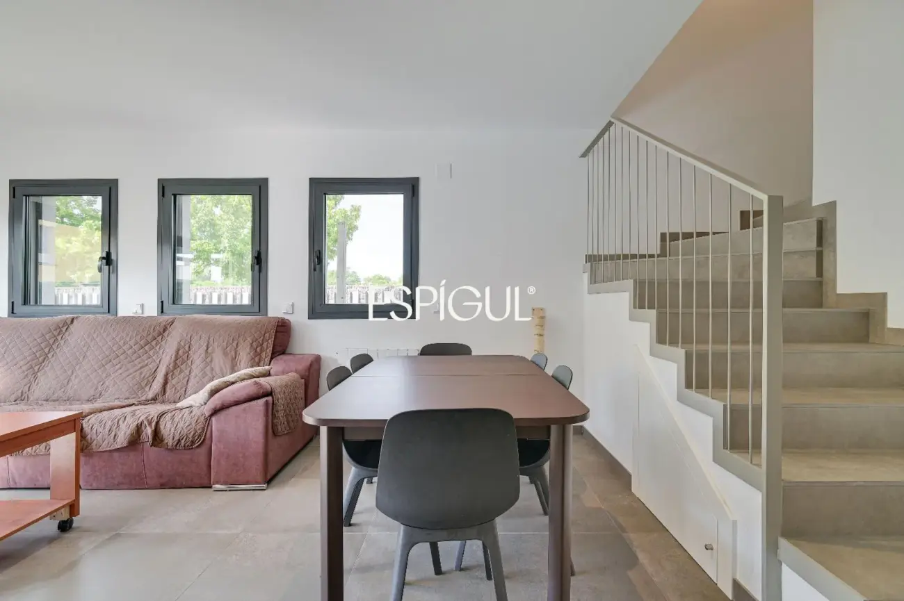 Exclusiva casa en Vilablareix de 4 habitaciones