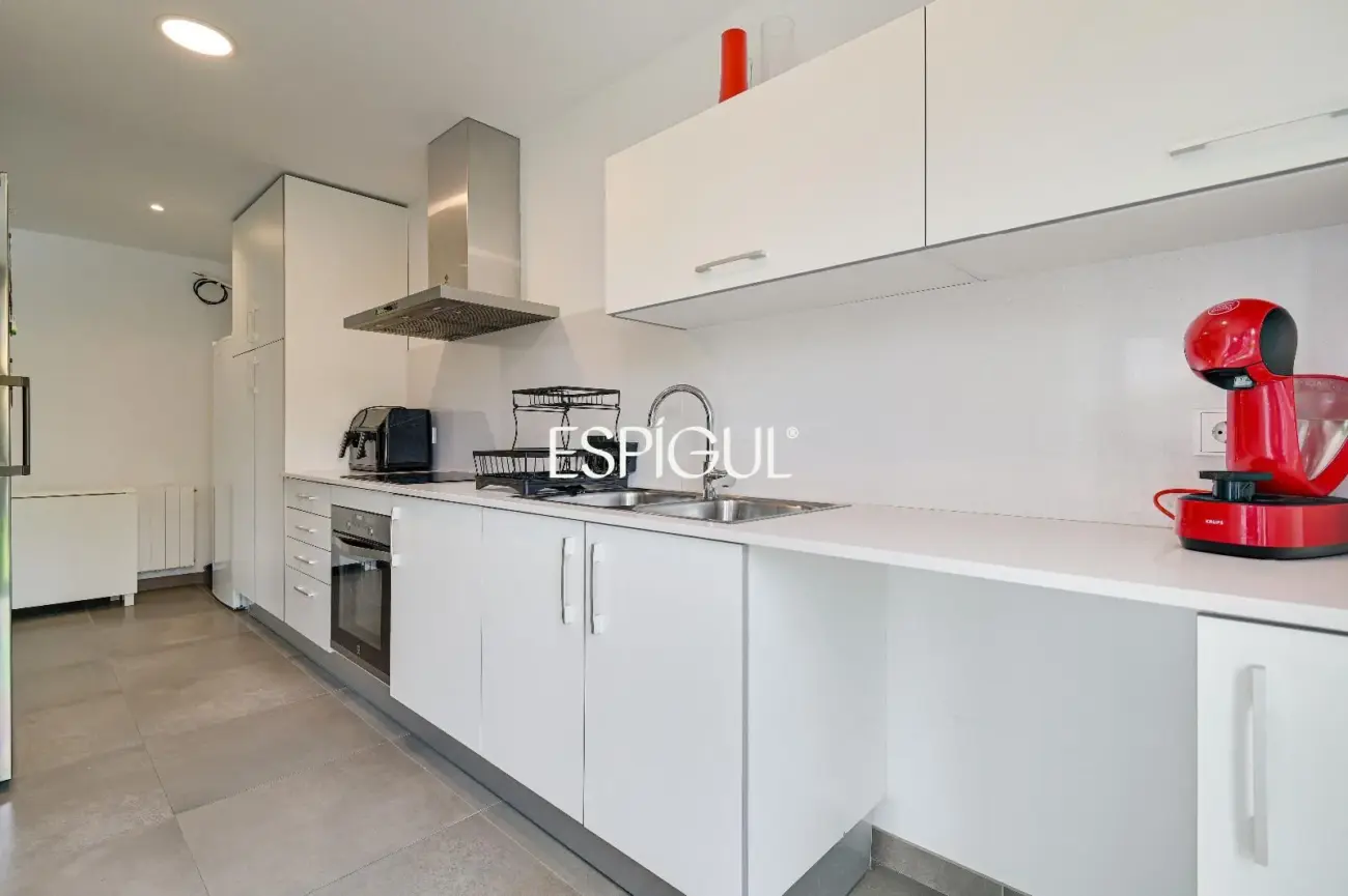 Exclusiva casa en Vilablareix de 4 habitaciones