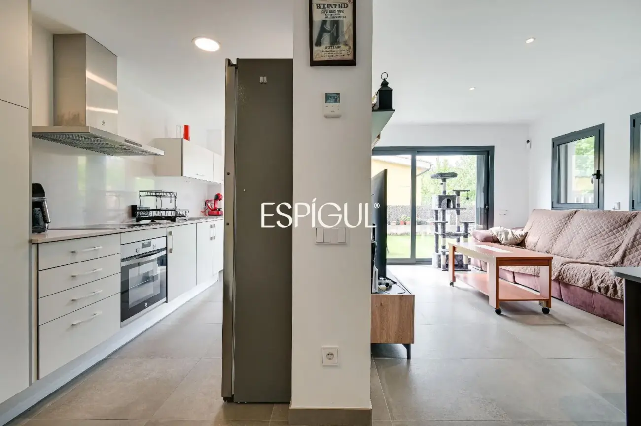 Exclusiva casa en Vilablareix de 4 habitaciones