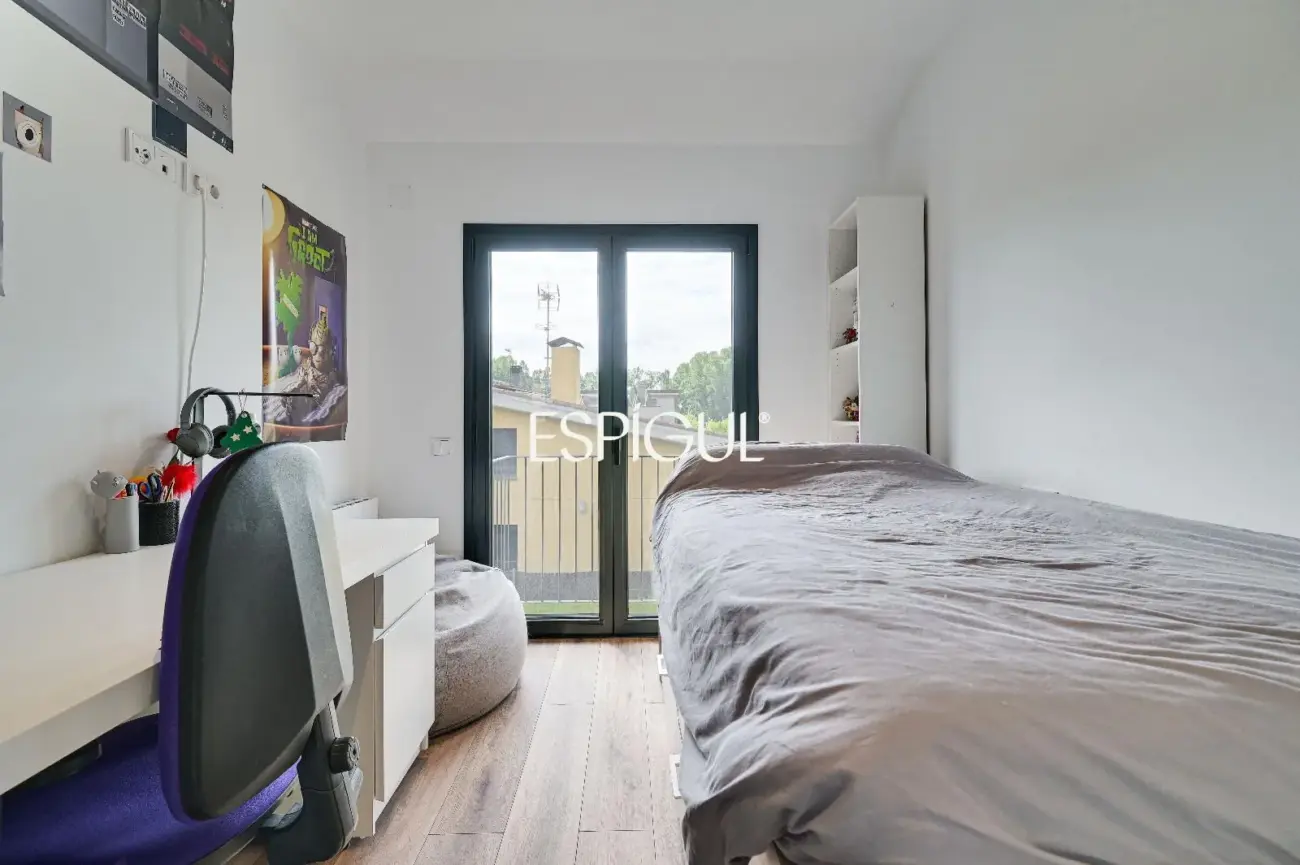Exclusiva casa en Vilablareix de 4 habitaciones