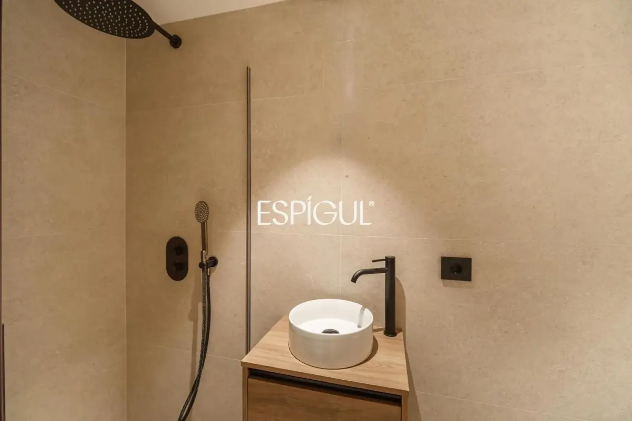 Exclusiva residencia de alto standing con vistas panorámicas en Premià de Dalt