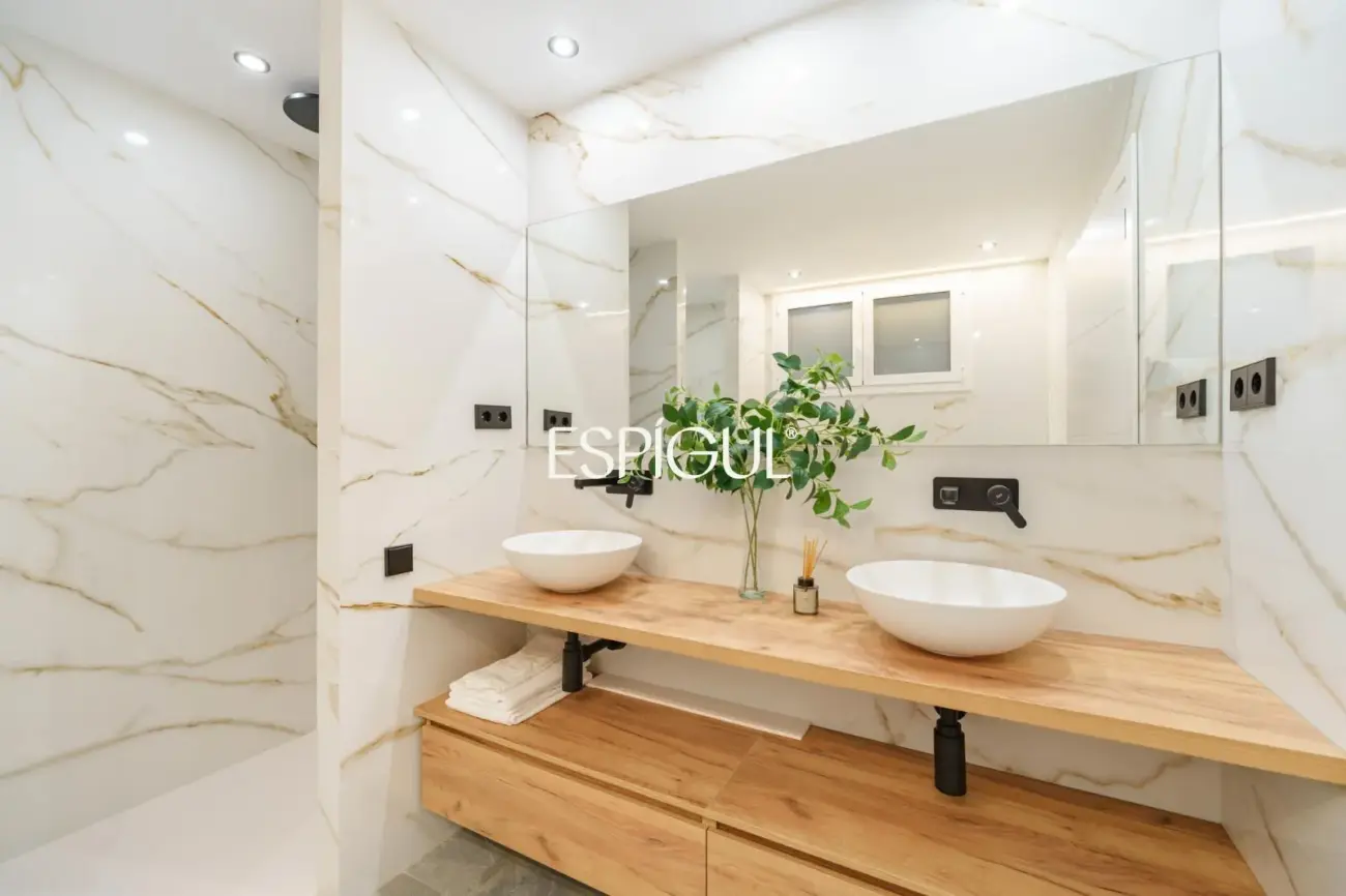 Exclusiva vivienda reformada en venta en Carrer de Muntaner