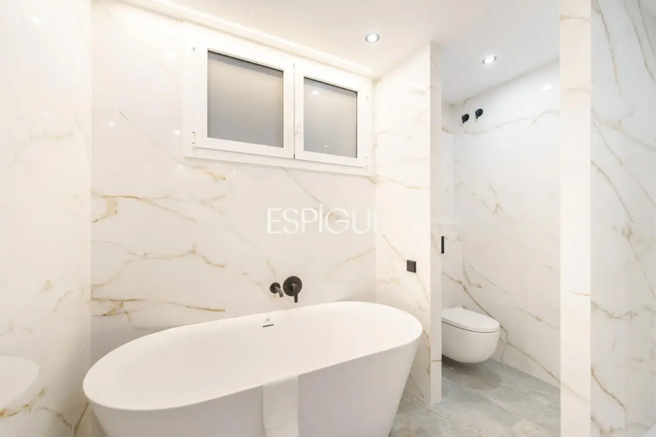 Exclusiva vivienda reformada en venta en Carrer de Muntaner