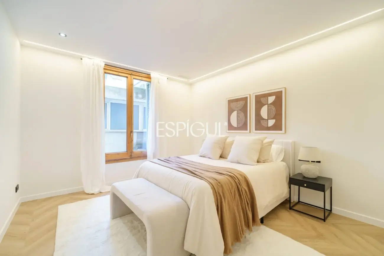 Exclusiva vivienda reformada en venta en Carrer de Muntaner