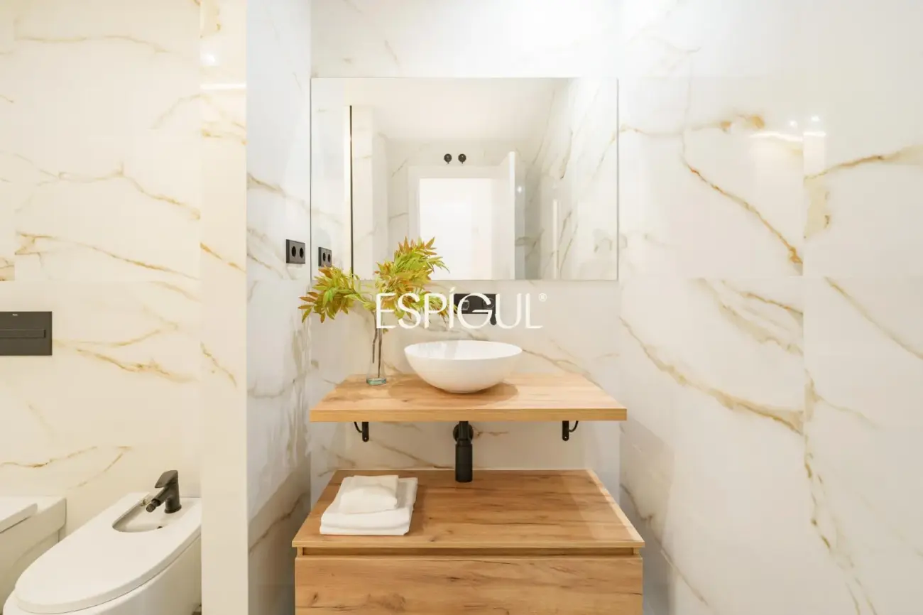 Exclusiva vivienda reformada en venta en Carrer de Muntaner