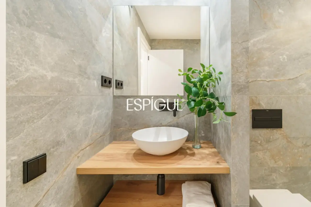 Exclusiva vivienda reformada en venta en Carrer de Muntaner