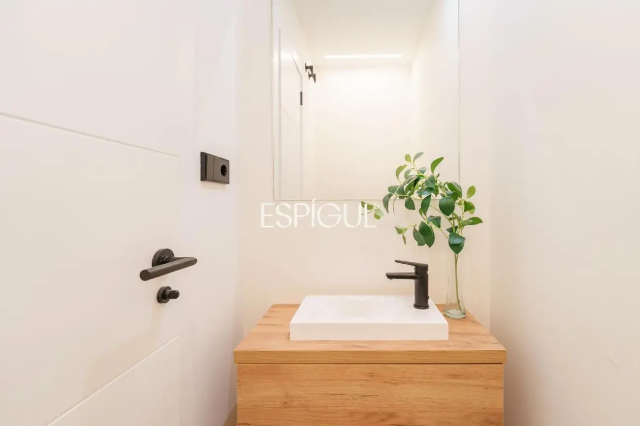 Exclusiva vivienda reformada en venta en Carrer de Muntaner