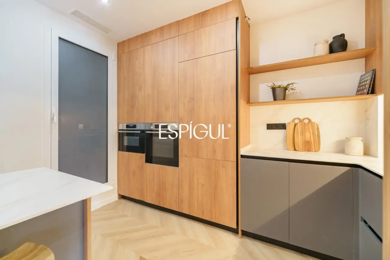 Exclusiva vivienda reformada en venta en Carrer de Muntaner