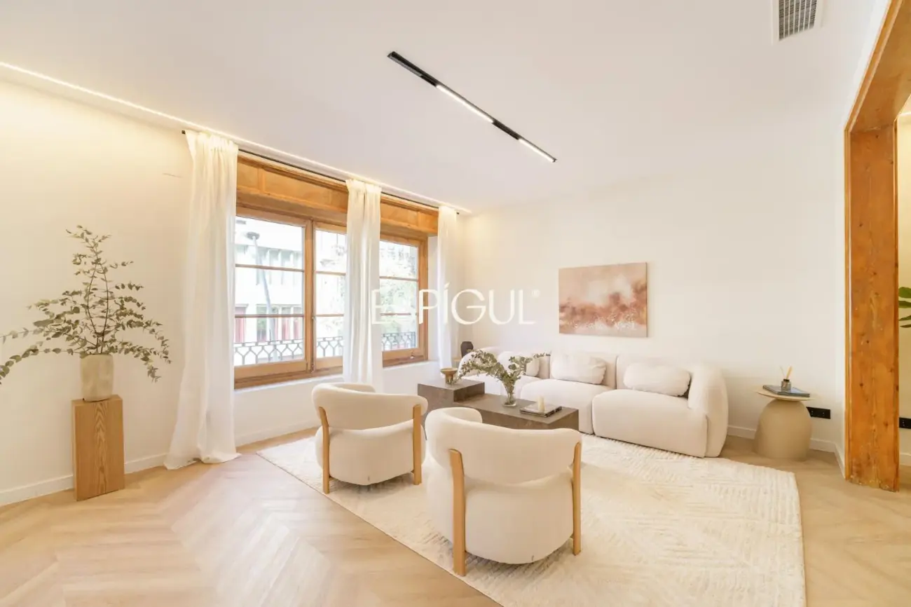 Exclusiva vivienda reformada en venta en Carrer de Muntaner