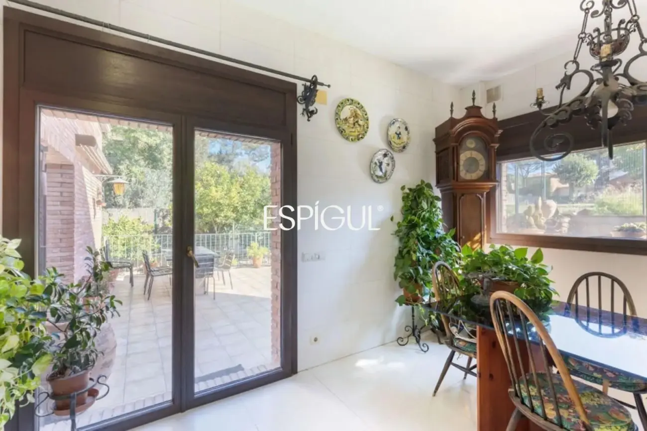 Imponente casa con piscina privada en Valldoreix