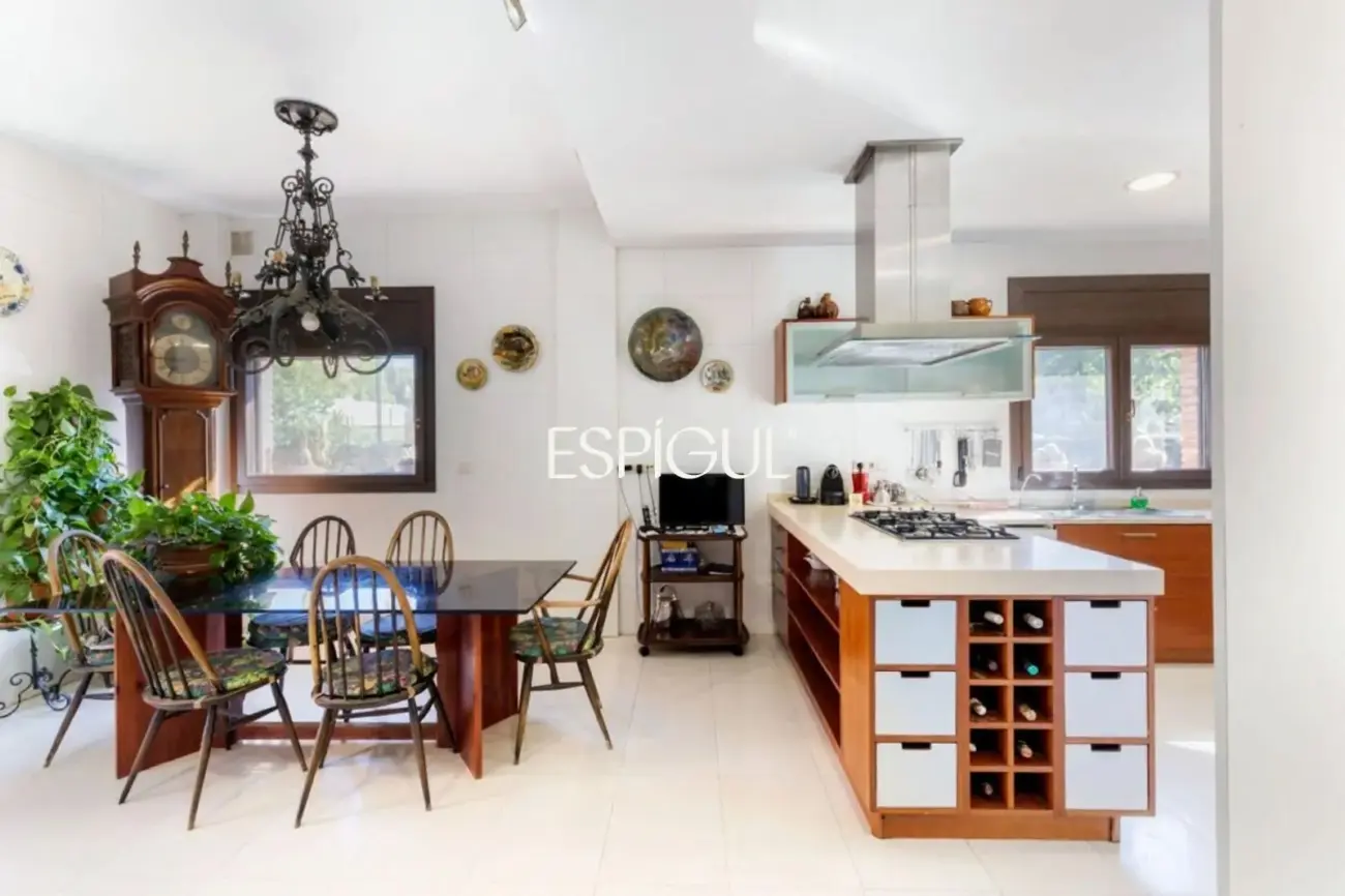 Imponente casa con piscina privada en Valldoreix