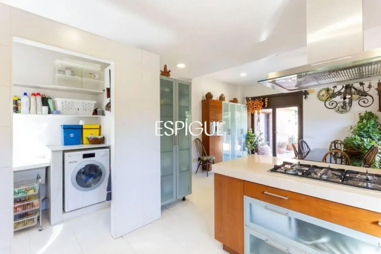 Imponente casa con piscina privada en Valldoreix