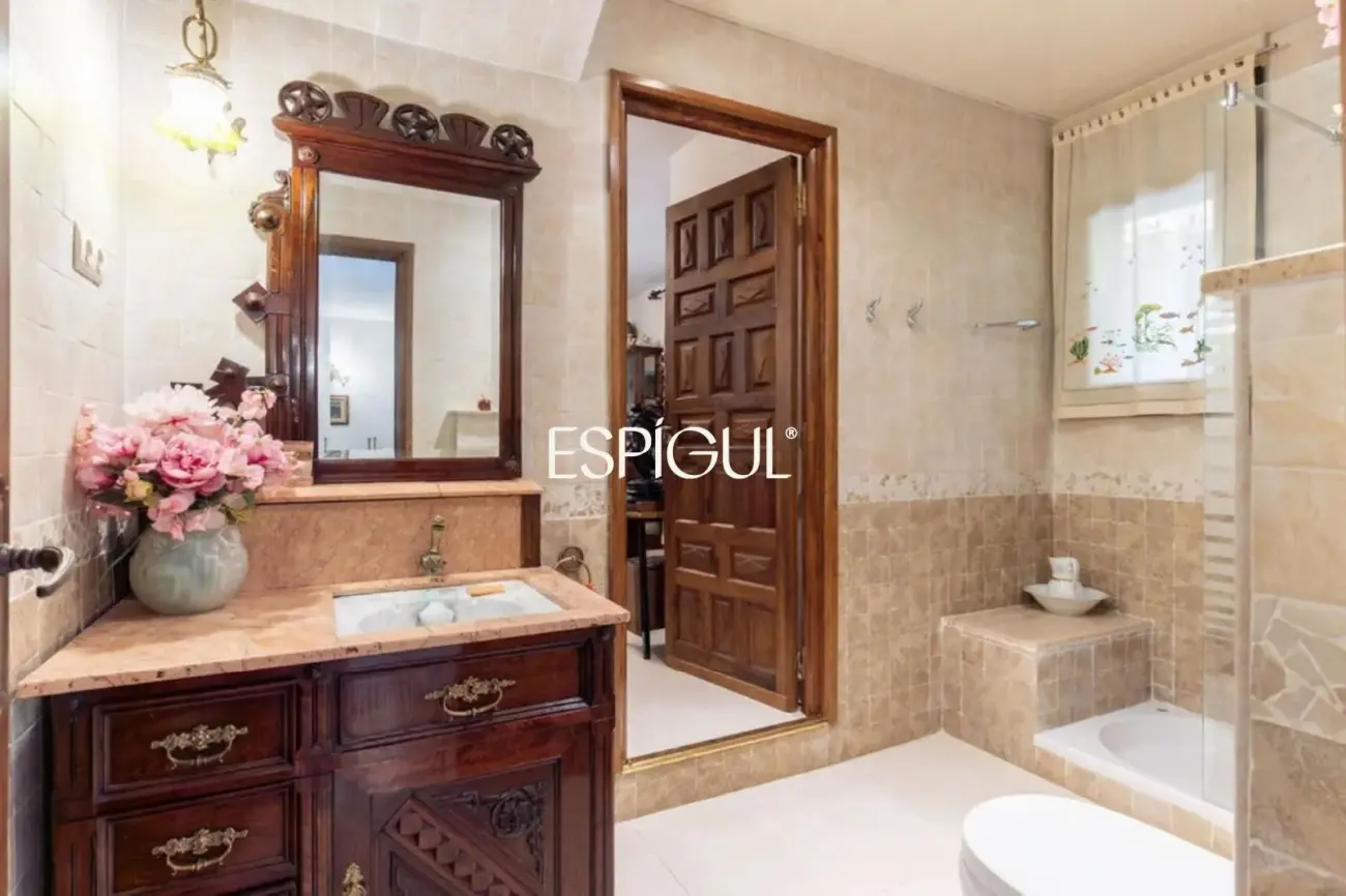Imponente casa con piscina privada en Valldoreix