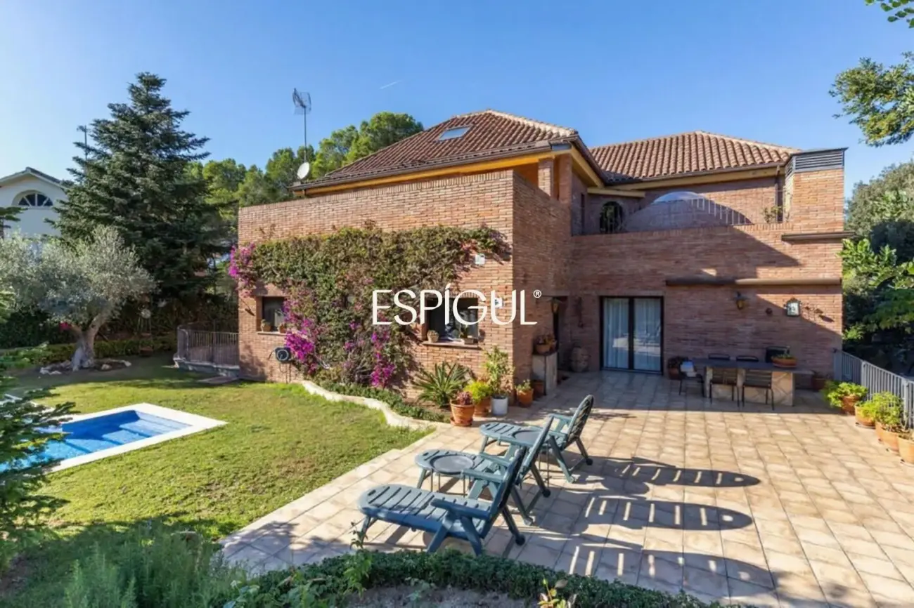Imponente casa con piscina privada en Valldoreix