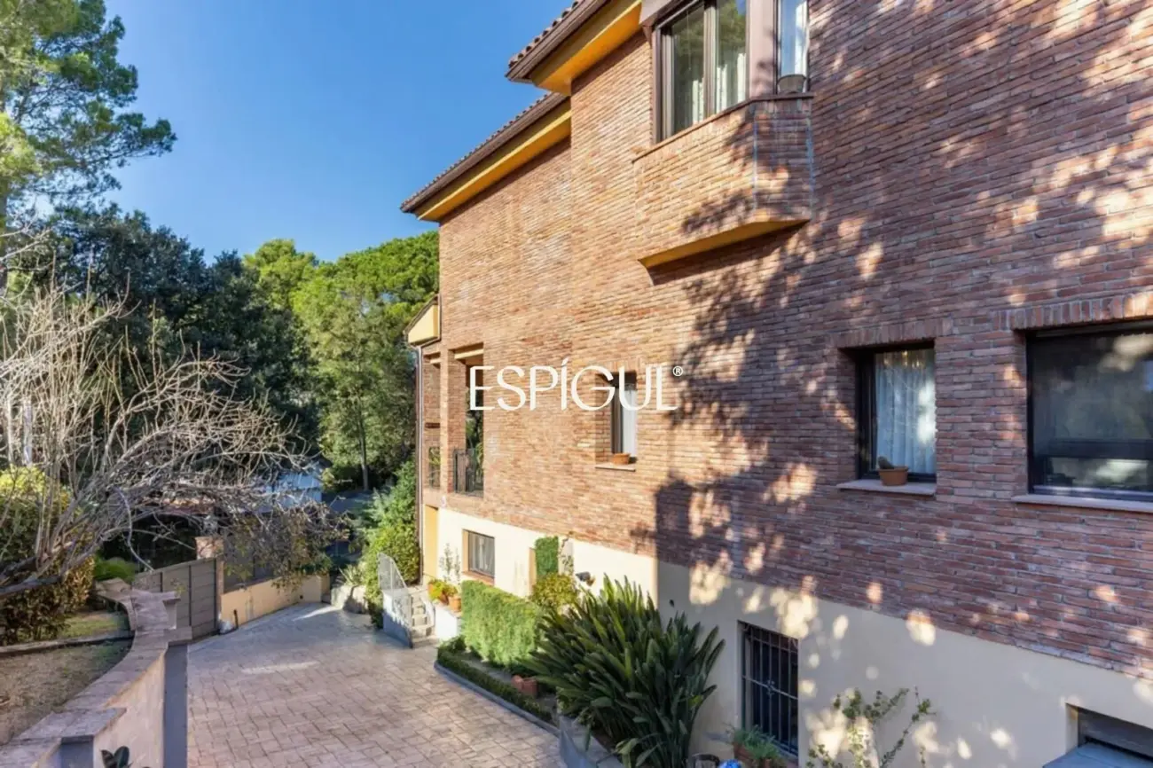 Imponente casa con piscina privada en Valldoreix