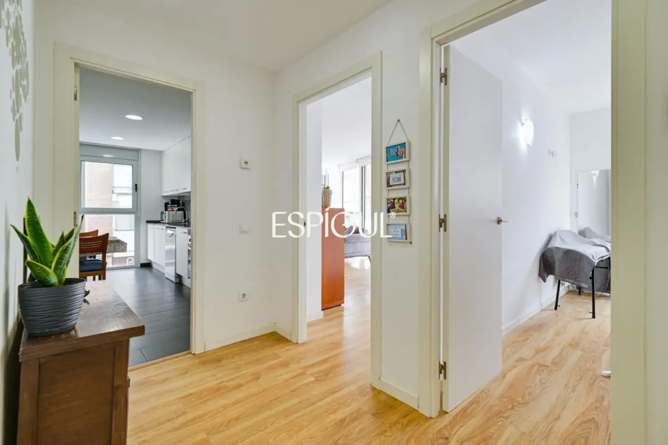 Piso alquilado de tres habitaciones