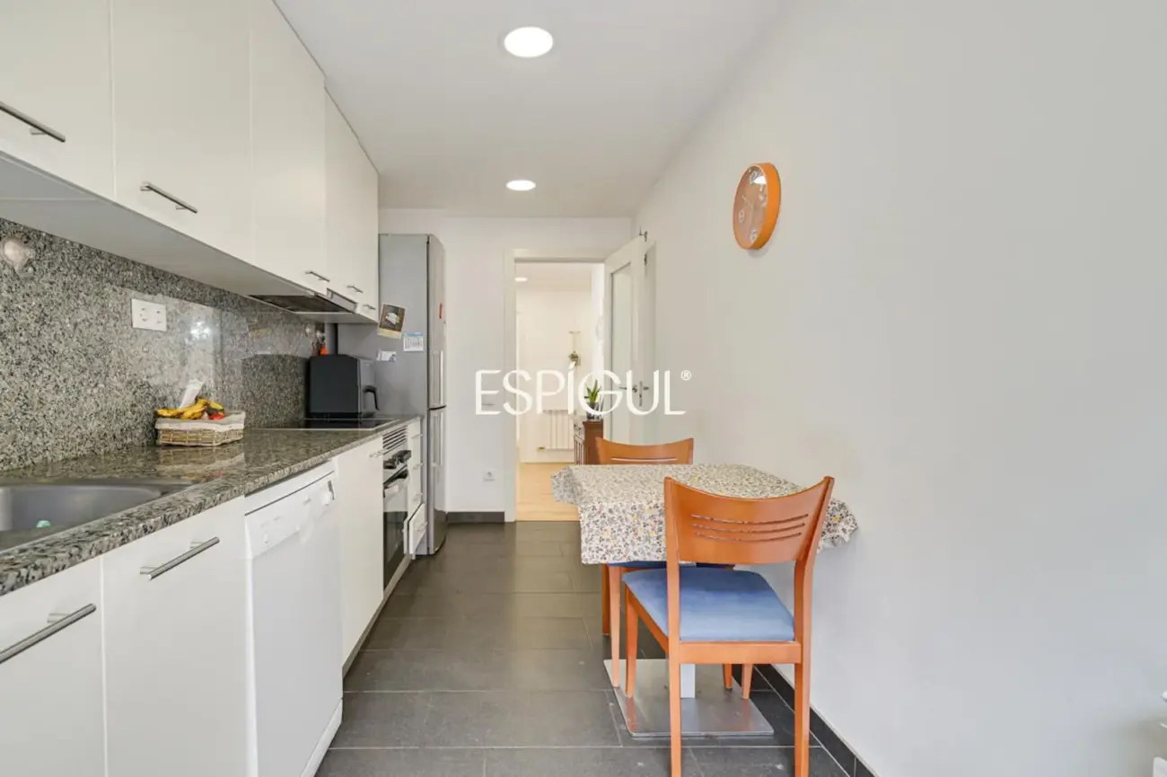 Piso alquilado de tres habitaciones