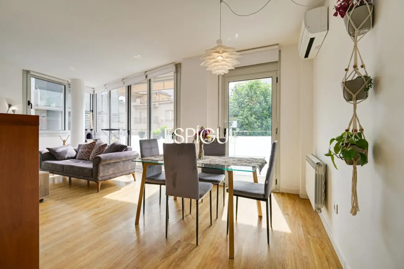 Piso alquilado de tres habitaciones