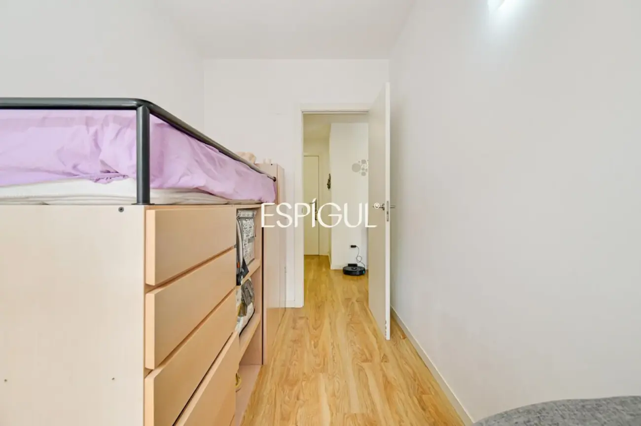 Piso alquilado de tres habitaciones