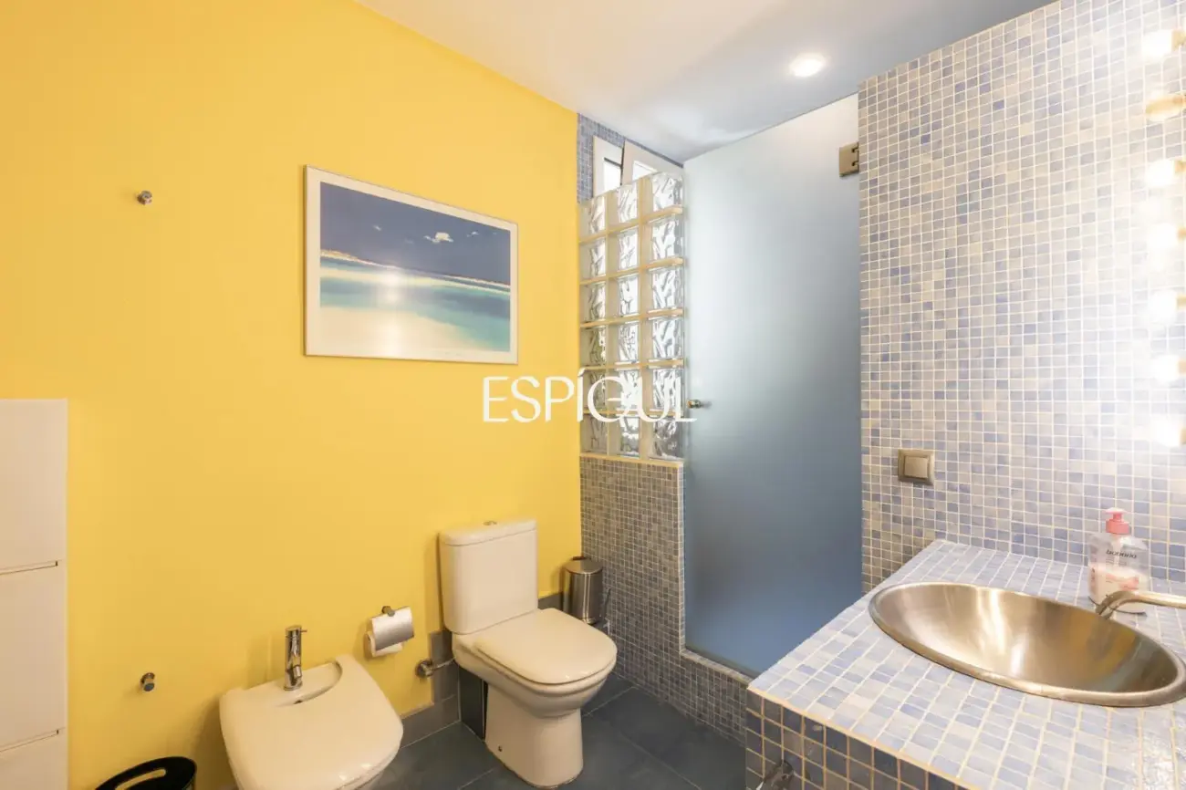 Piso alto y luminoso en finca regia de l’Antiga Esquerra de l’ Eixample