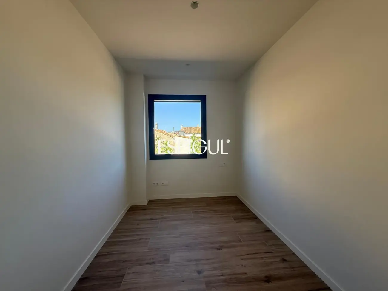 Piso en alquiler tres habitaciones en Domeny