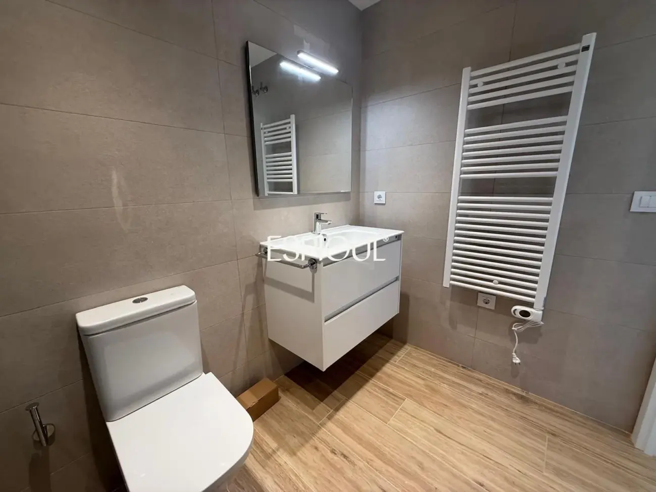 Piso en alquiler tres habitaciones en Domeny